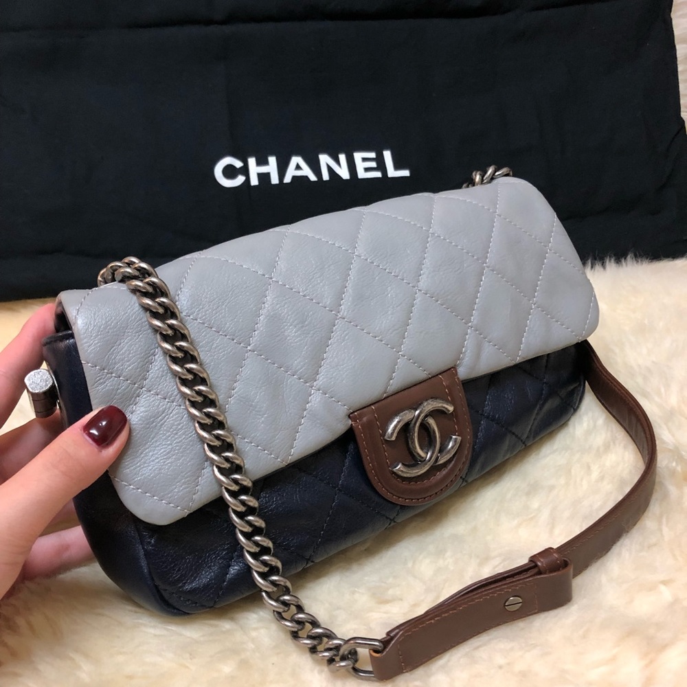 CHANEL Tricolor Chic Flap Bag Quilted Calfskin Medium